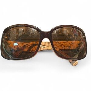 Coach tortoise/ginger L901 oversized sunglasses.